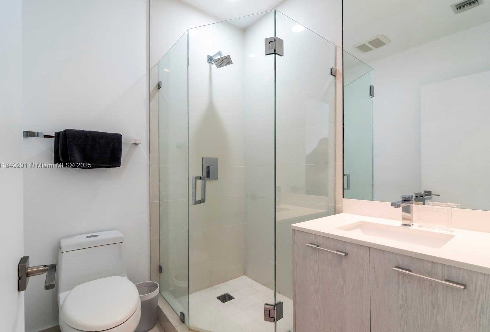 Small Image of 55 SOUTH WEST 9TH ST #4206, Miami Number 29