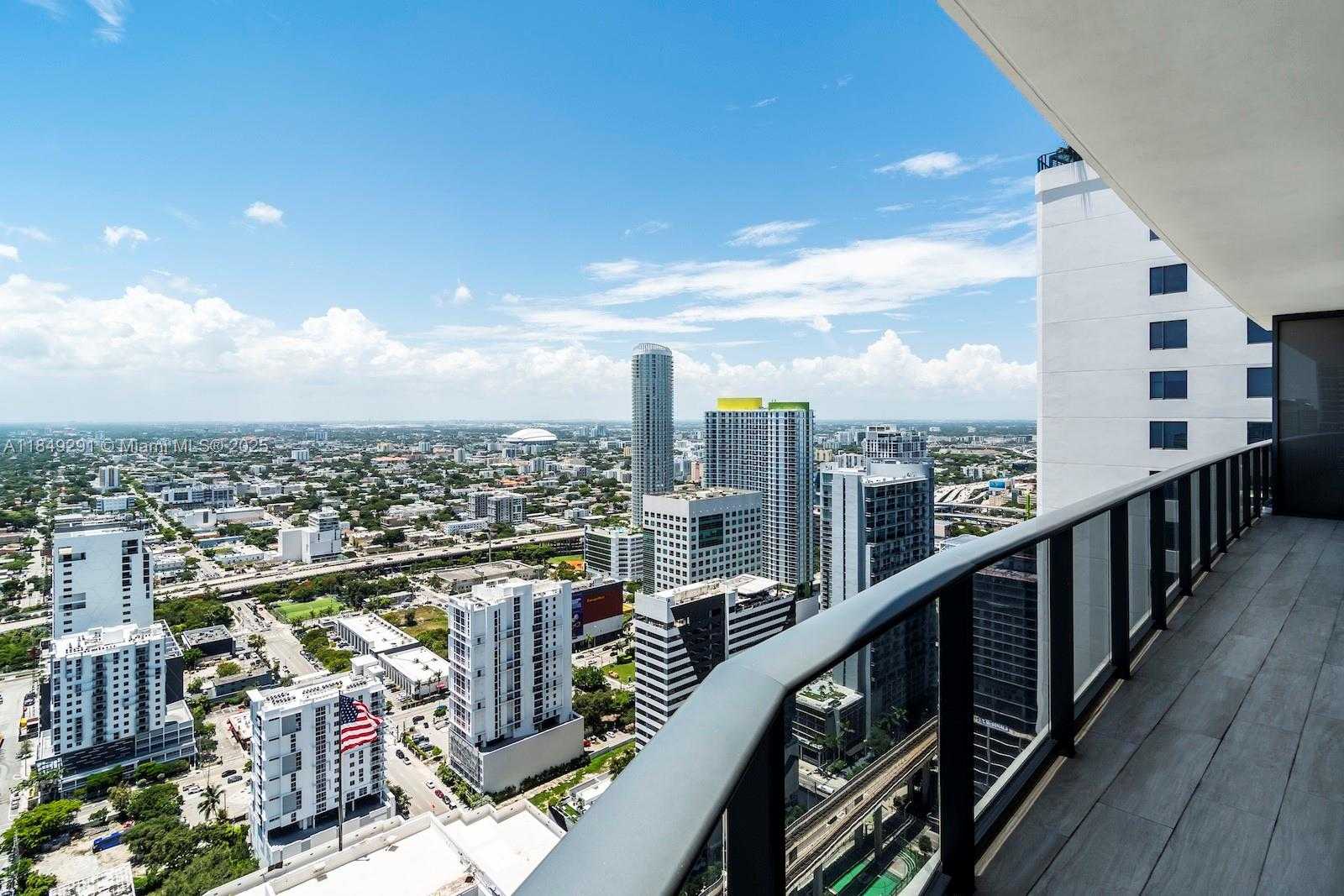 Small Image of 55 SOUTH WEST 9TH ST #4206, Miami Number 3