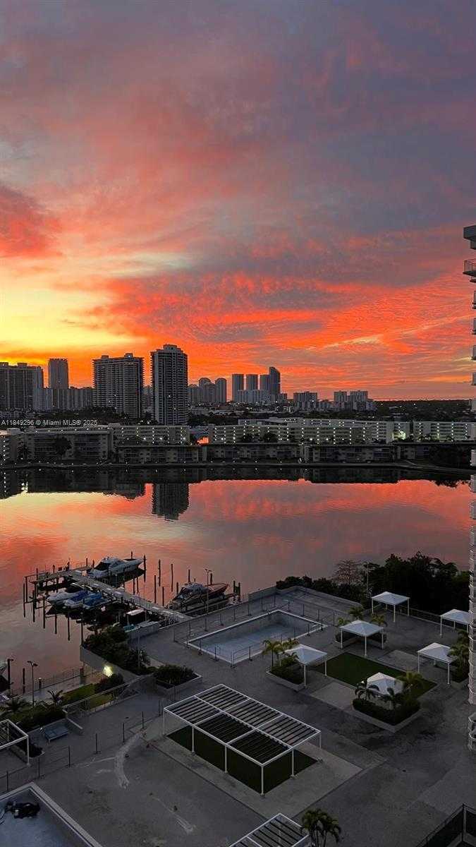 Small Image of 18051 Biscayne Blvd, Aventura, FL 33160, USA Number 24