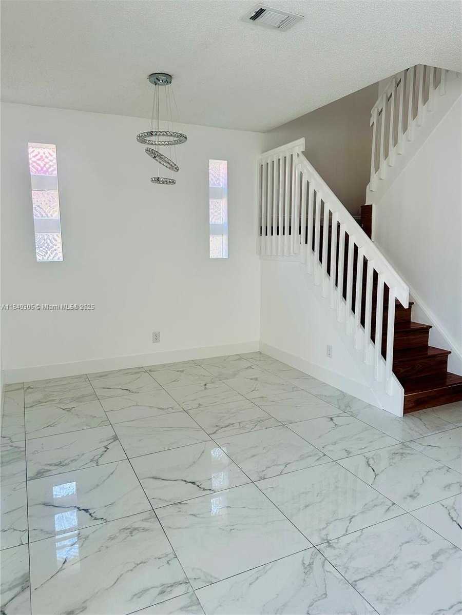 Small Image of 18961 NORTH WEST 22ND ST, Pembroke Pines Number 10