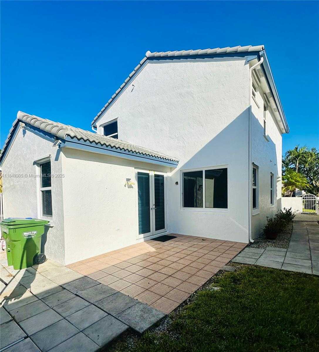 Small Image of 18961 NORTH WEST 22ND ST, Pembroke Pines Number 4