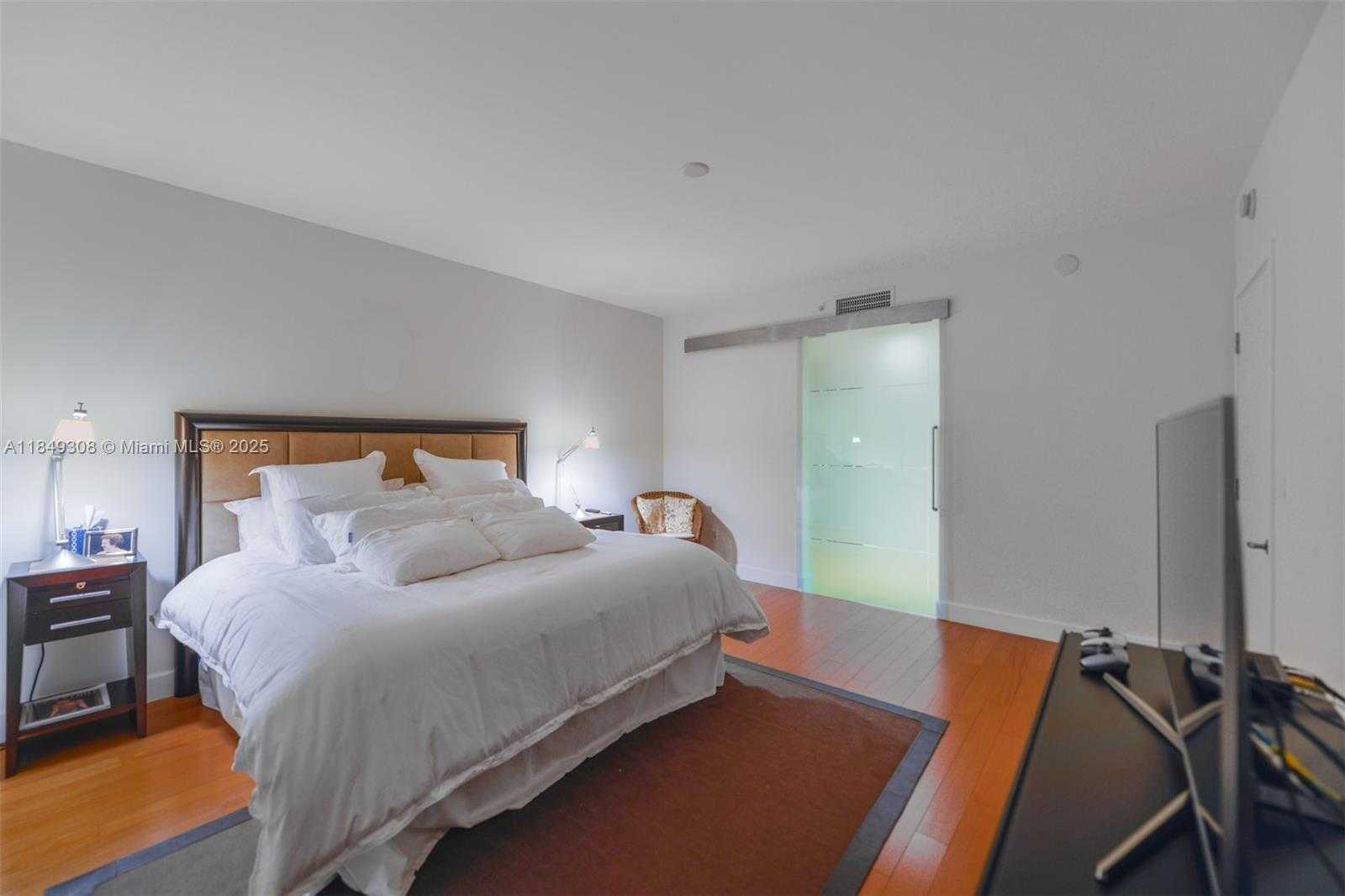 Small Image of 1331 BRICKELL BAY DR #2403, Miami Number 15