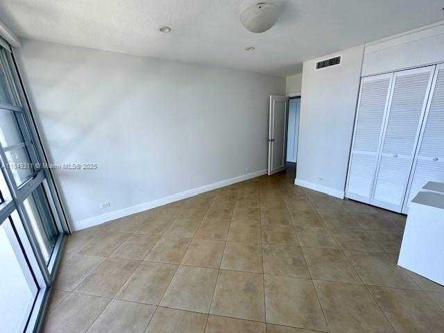 Small Image of 2451 BRICKELL AVE #14D, Miami Number 25