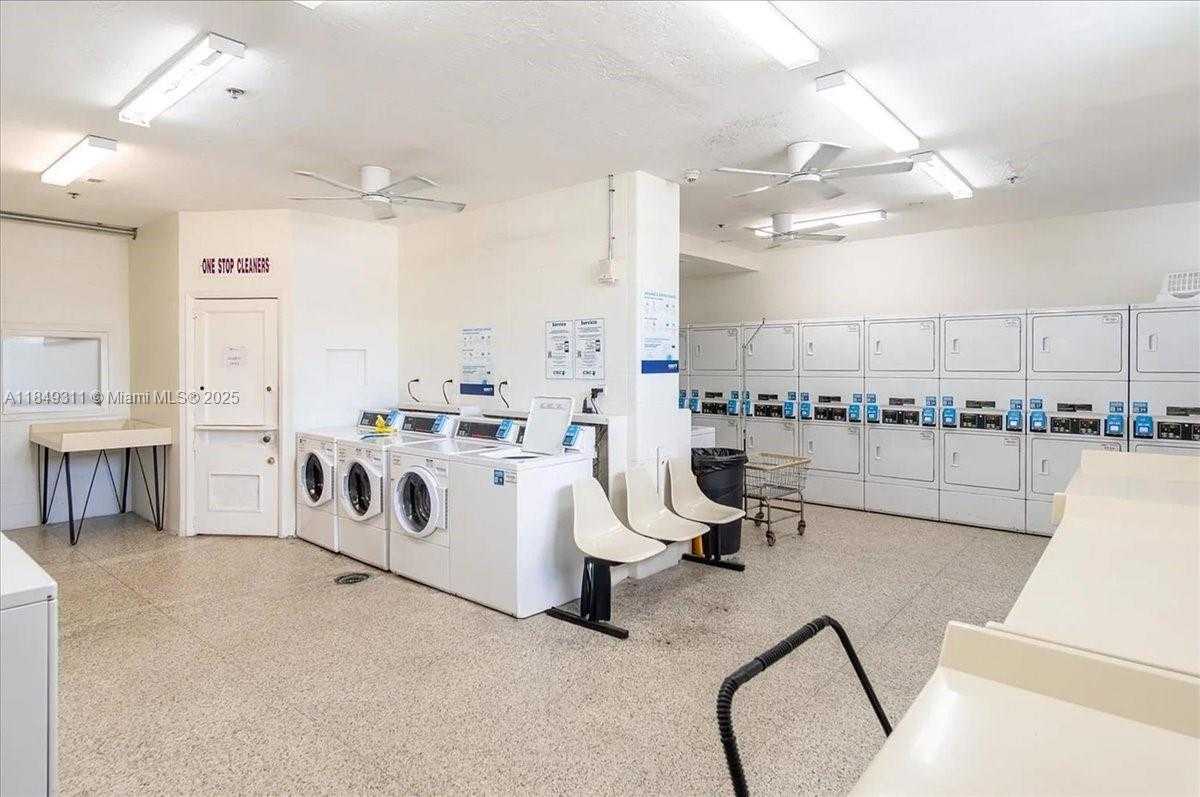 Small Image of 2451 BRICKELL AVE #14D, Miami Number 78