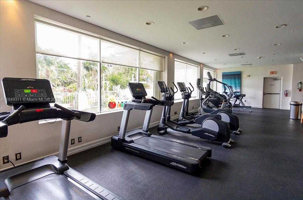 Small Image of 2451 BRICKELL AVE #14D, Miami Number 79