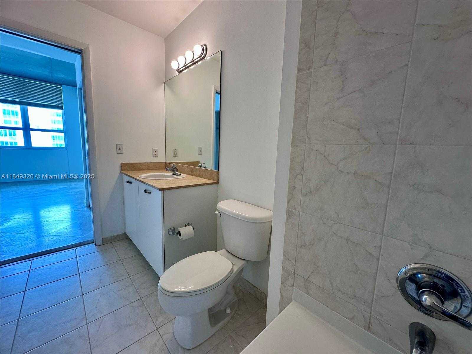 Small Image of 2275 NORTH EAST BISCAYNE BLVD #PH102, Miami Number 11
