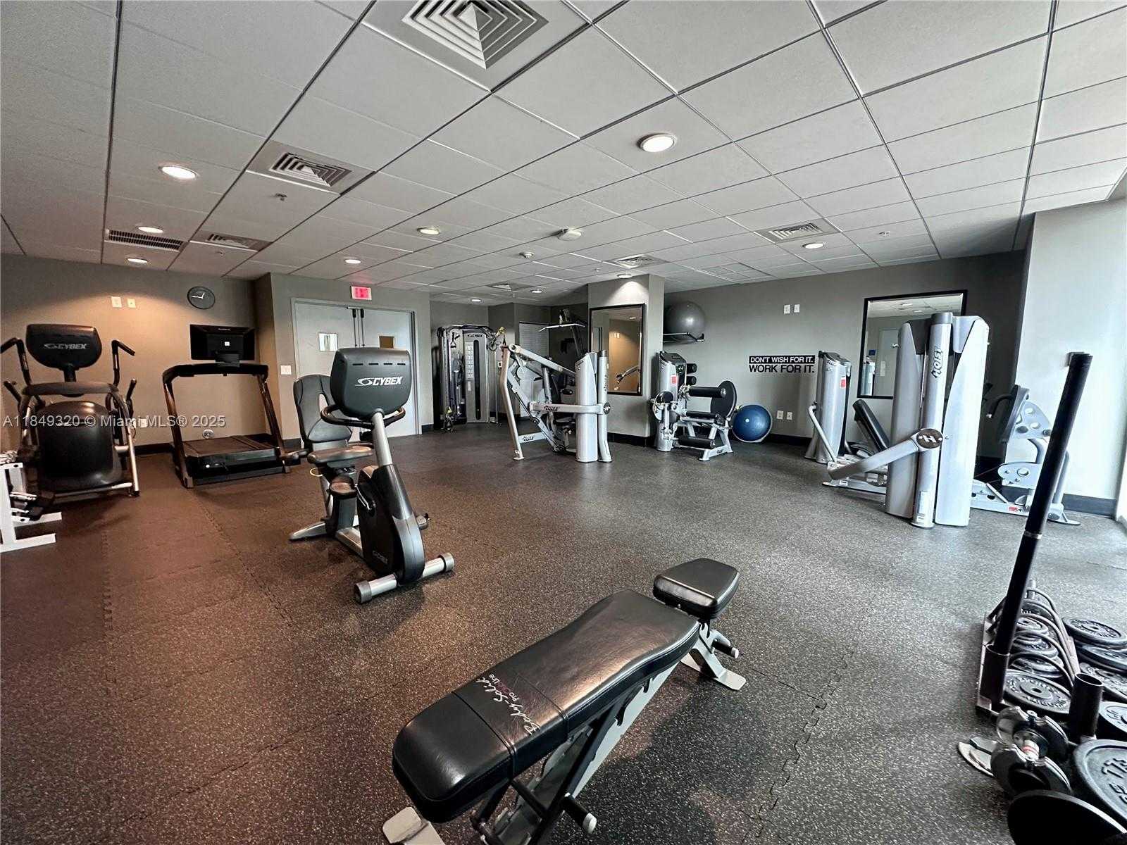 Small Image of 2275 NORTH EAST BISCAYNE BLVD #PH102, Miami Number 20