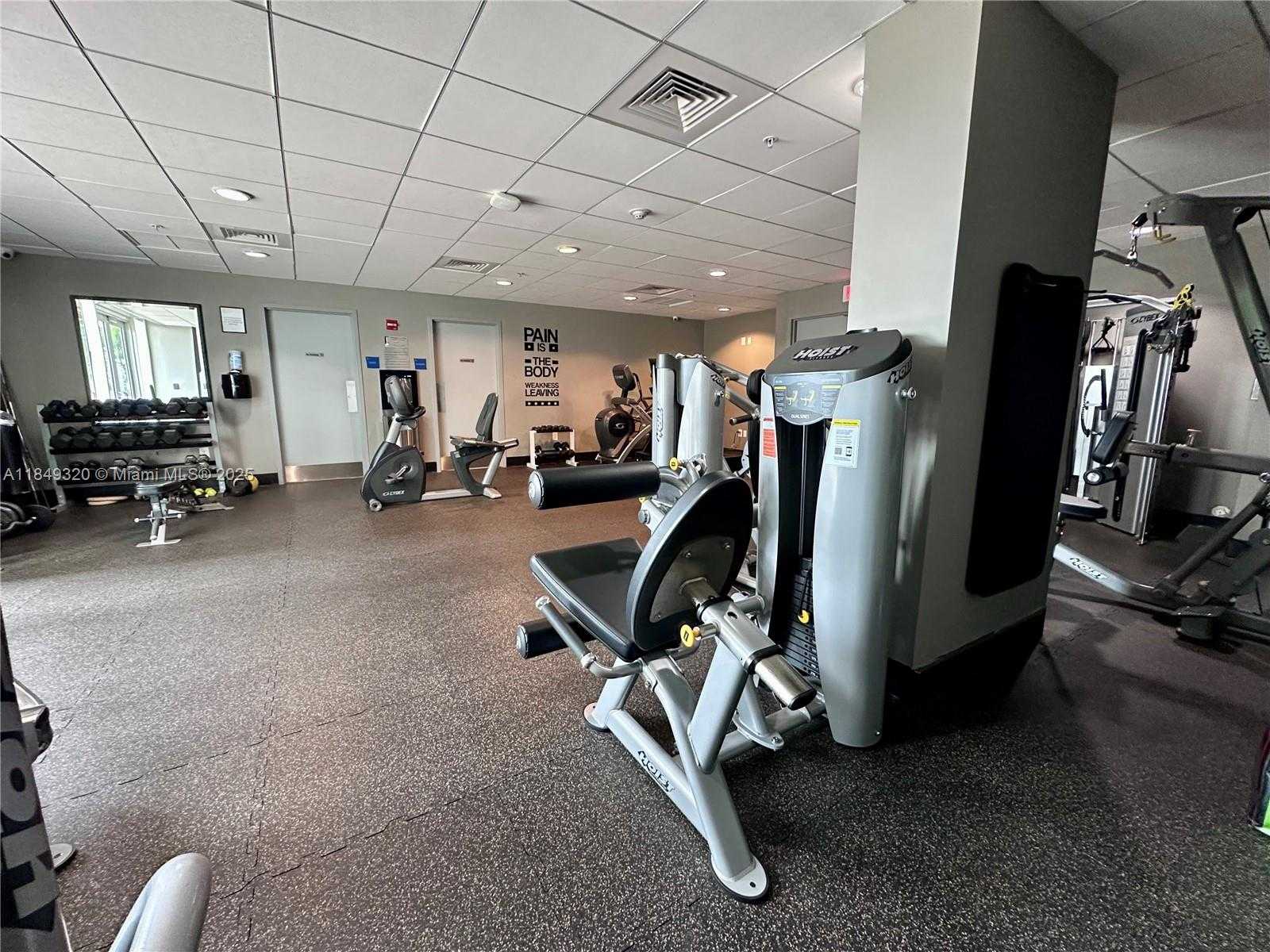 Small Image of 2275 NORTH EAST BISCAYNE BLVD #PH102, Miami Number 22