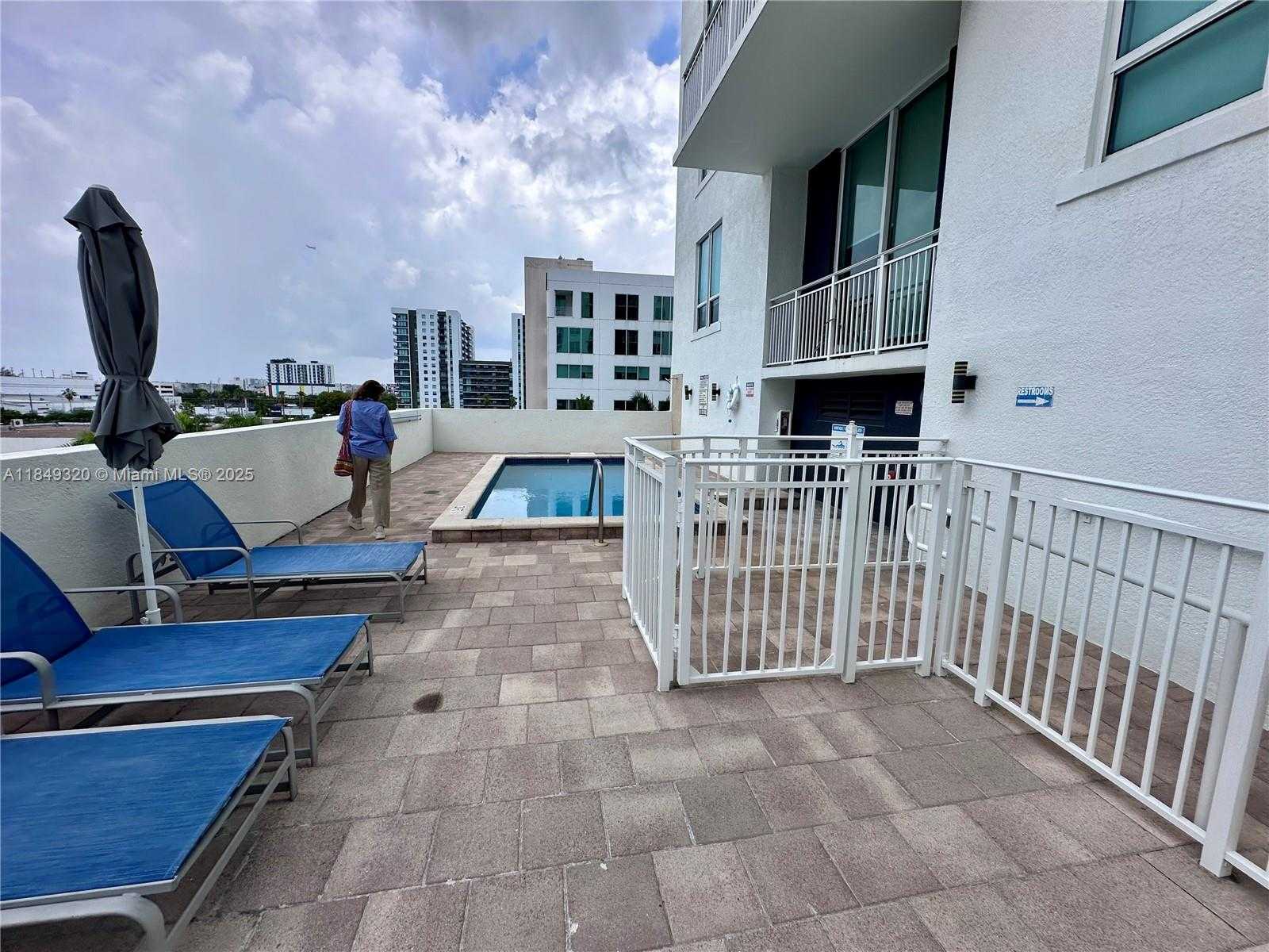 Small Image of 2275 NORTH EAST BISCAYNE BLVD #PH102, Miami Number 27