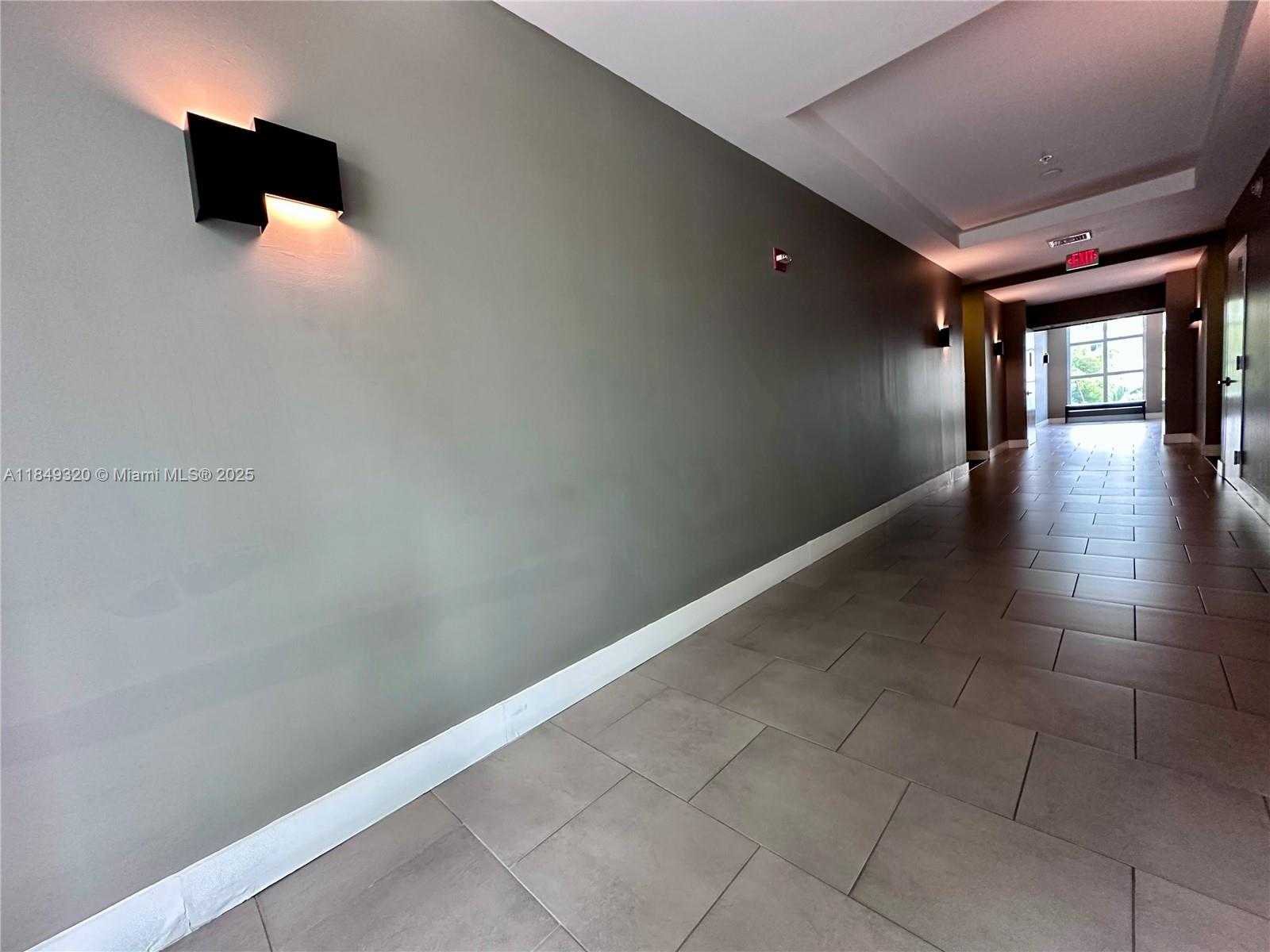 Small Image of 2275 NORTH EAST BISCAYNE BLVD #PH102, Miami Number 30