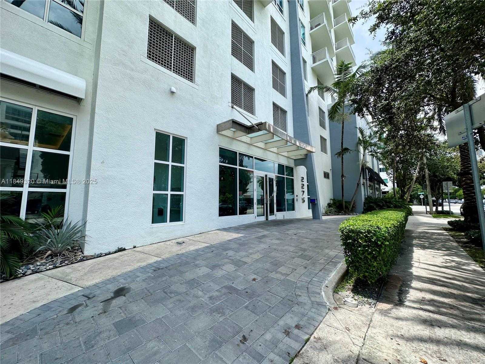Small Image of 2275 NORTH EAST BISCAYNE BLVD #PH102, Miami Number 35