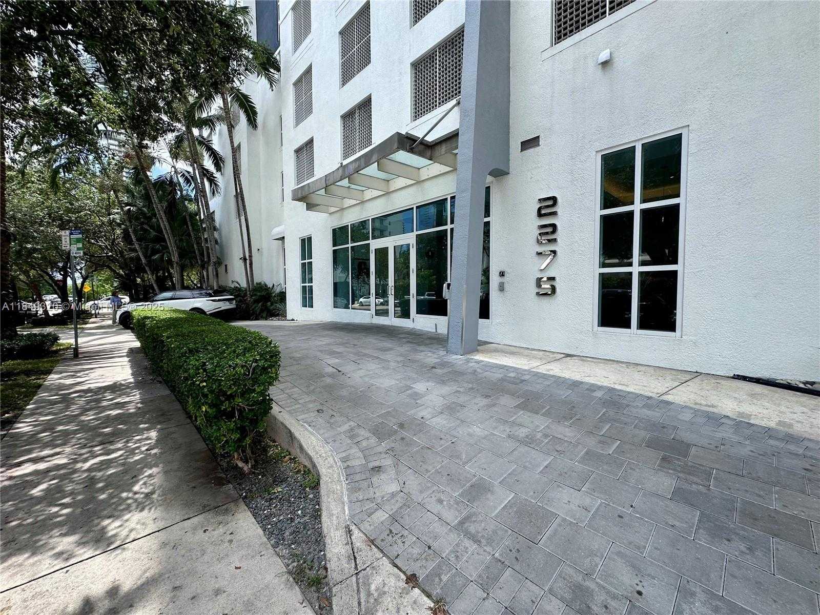 Small Image of 2275 NORTH EAST BISCAYNE BLVD #PH102, Miami Number 37