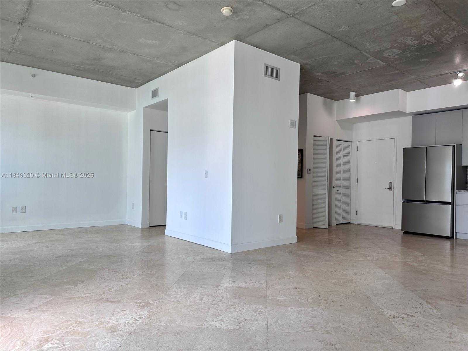 Small Image of 2275 NORTH EAST BISCAYNE BLVD #PH102, Miami Number 4
