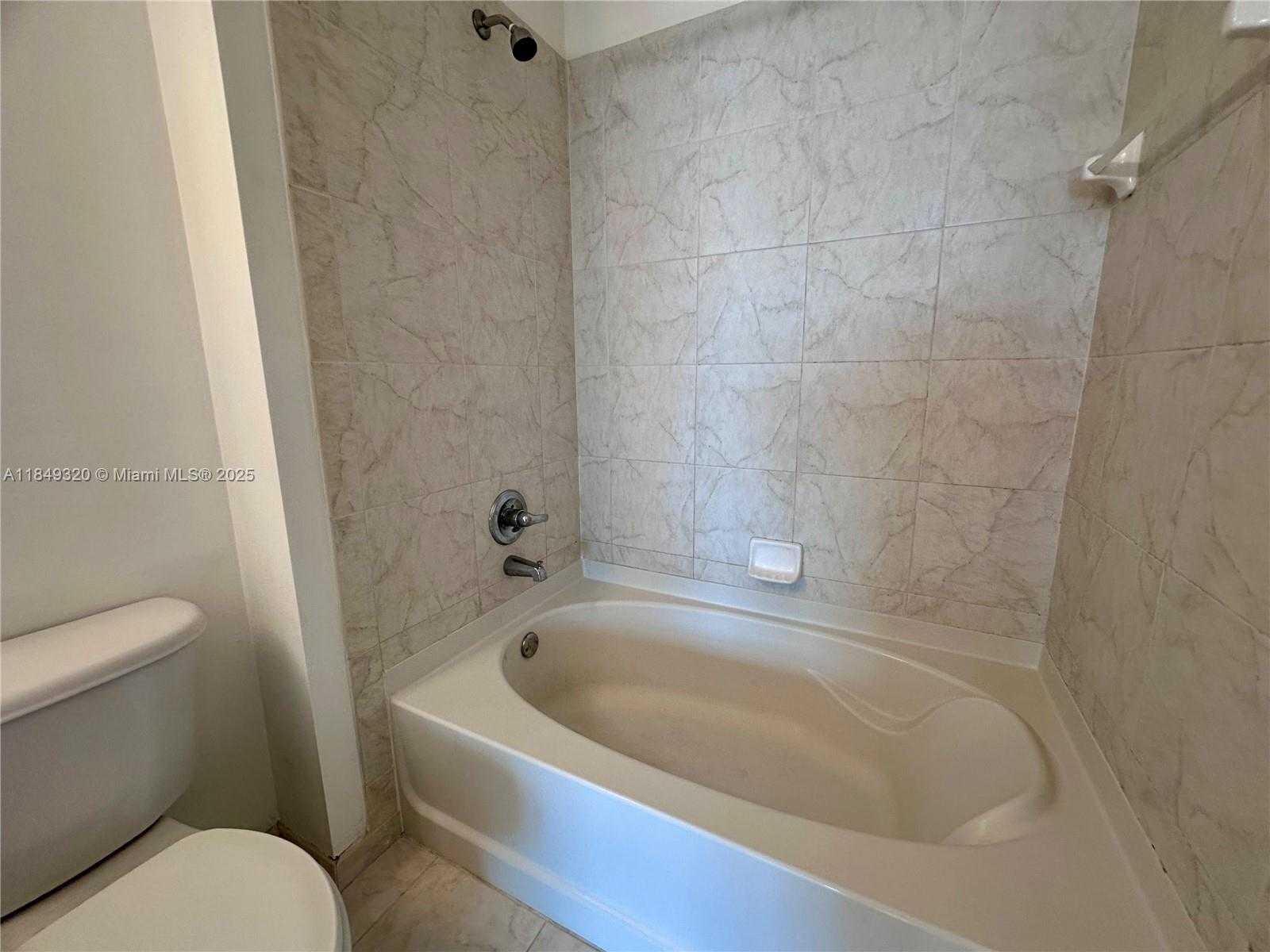 Small Image of 2275 NORTH EAST BISCAYNE BLVD #PH102, Miami Number 9
