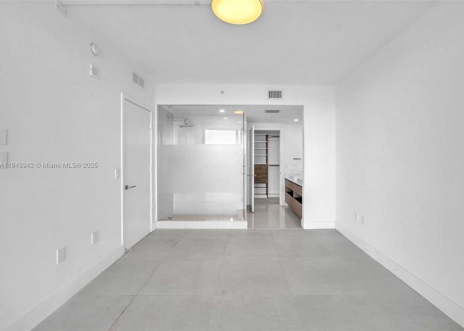 Small Image of 460 NORTH EAST 28TH ST #2607, Miami Number 17