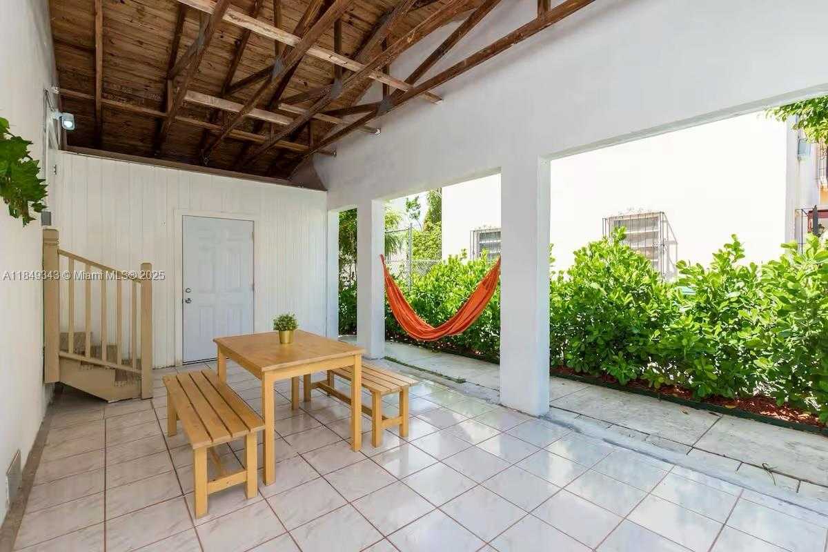 Small Image of 962 SOUTH WEST 6TH AVE, Miami Number 8