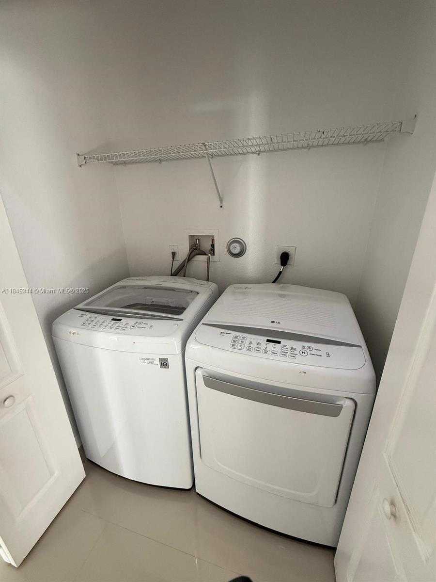 Small Image of 3757 NORTH EAST 11TH ST, Homestead Number 26
