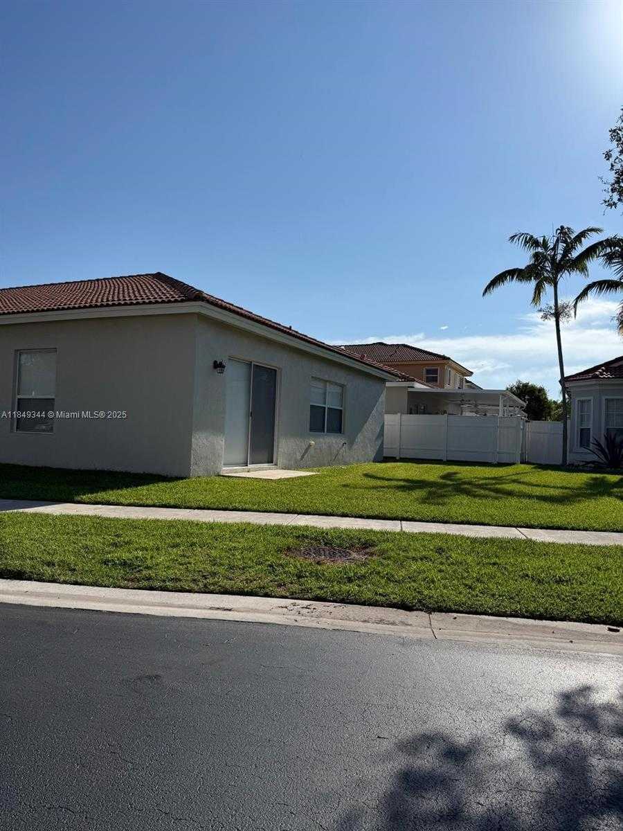 Small Image of 3757 NORTH EAST 11TH ST, Homestead Number 3
