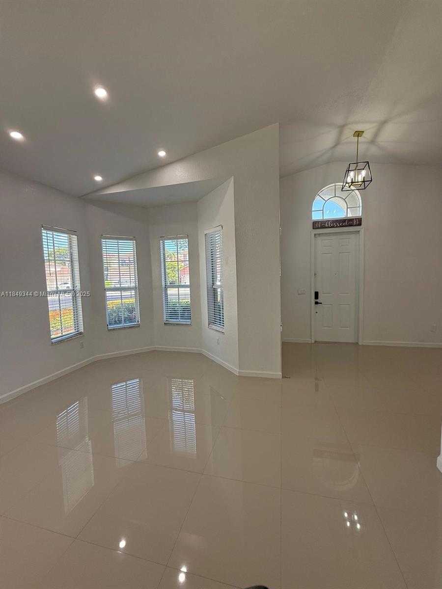 Small Image of 3757 NORTH EAST 11TH ST, Homestead Number 8
