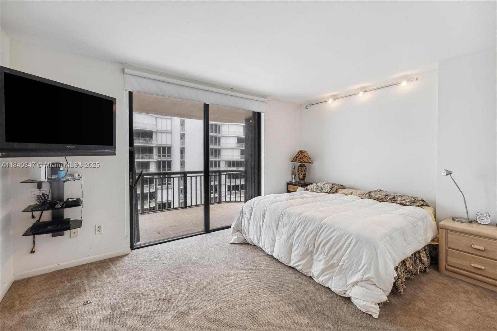 Small Image of 10175 COLLINS AVE #1202, Bal Harbour Number 26
