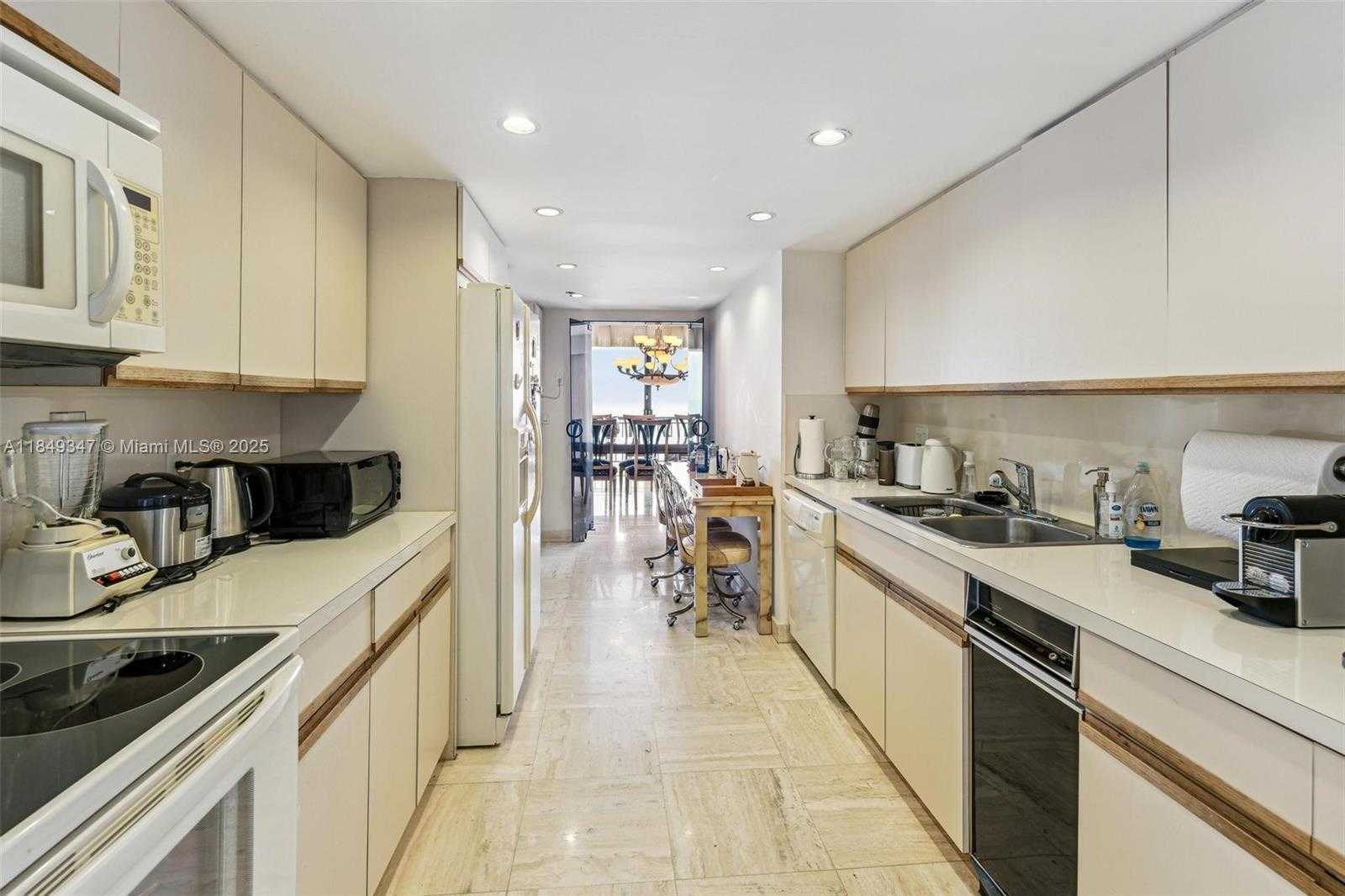 Small Image of 10175 COLLINS AVE #1202, Bal Harbour Number 7
