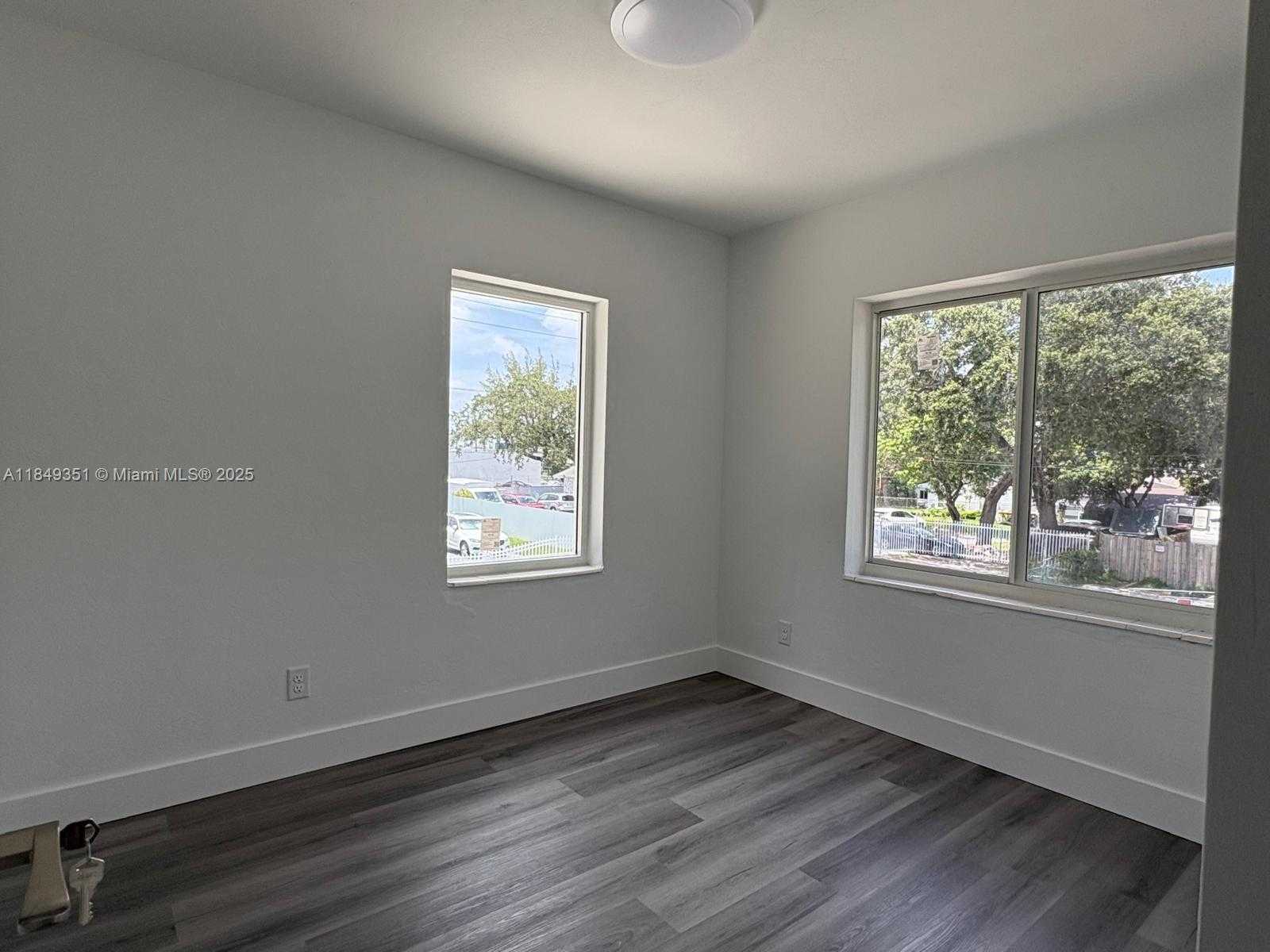 Small Image of 3368 NORTH WEST 51ST TER ##1, Miami Number 20
