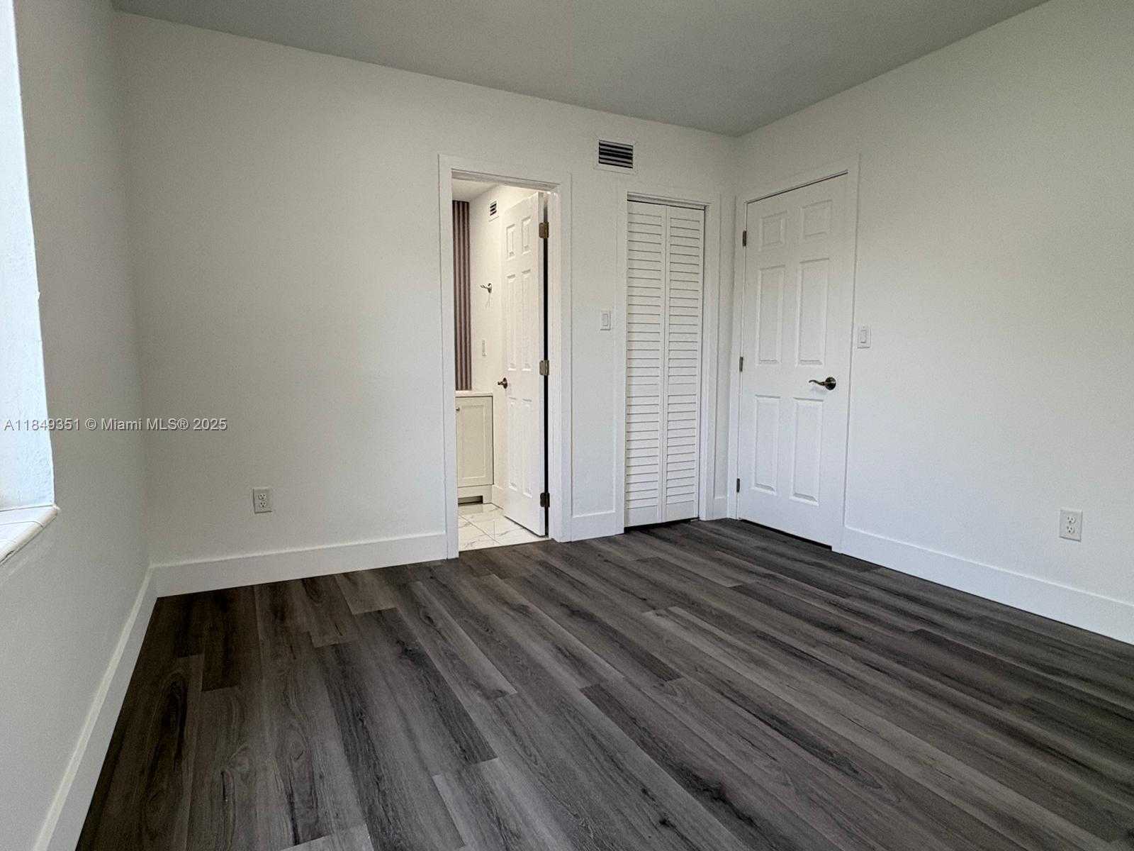 Small Image of 3368 NORTH WEST 51ST TER ##1, Miami Number 5