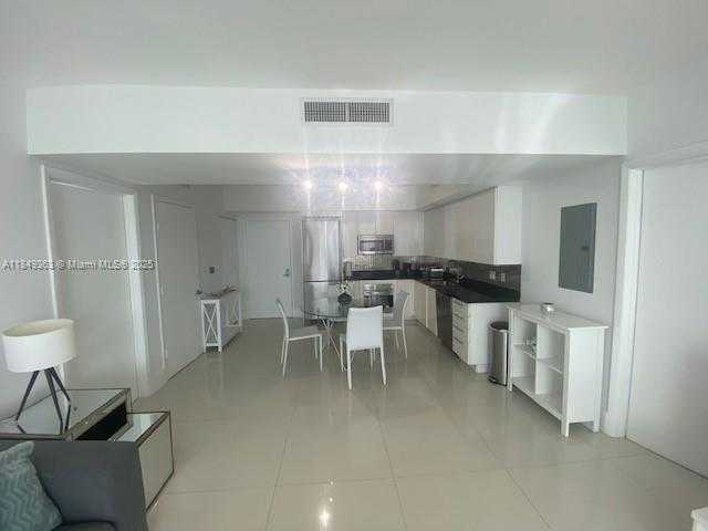 Small Image of 92 SOUTH WEST 3RD ST #4911, Miami Number 3
