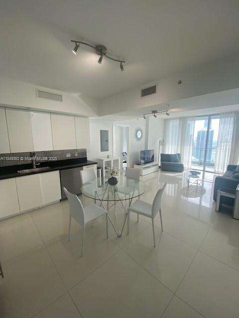 Small Image of 92 SOUTH WEST 3RD ST #4911, Miami Number 5