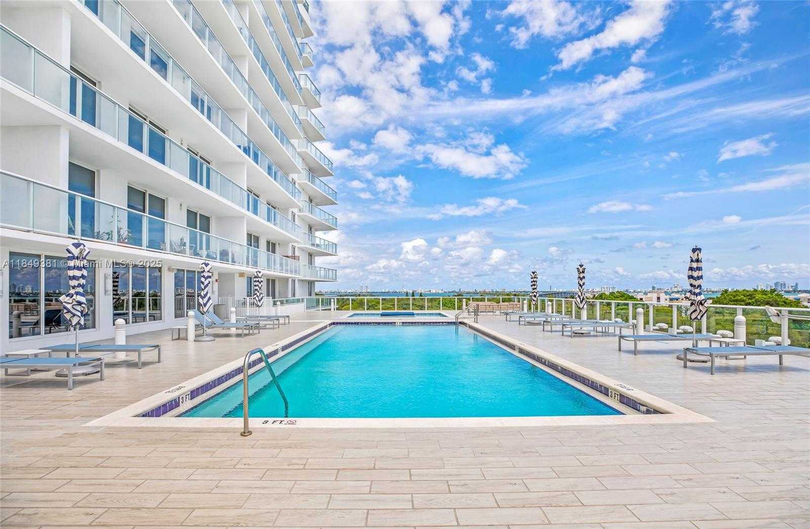 Small Image of 4250 BISCAYNE BLVD #1015, Miami Number 3