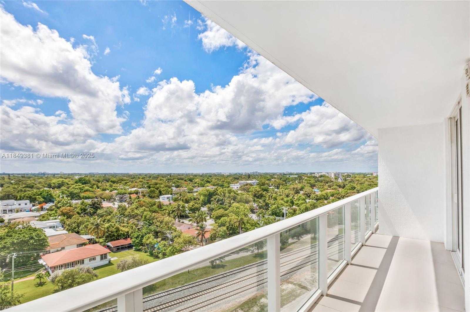 Small Image of 4250 BISCAYNE BLVD #1015, Miami Number 32