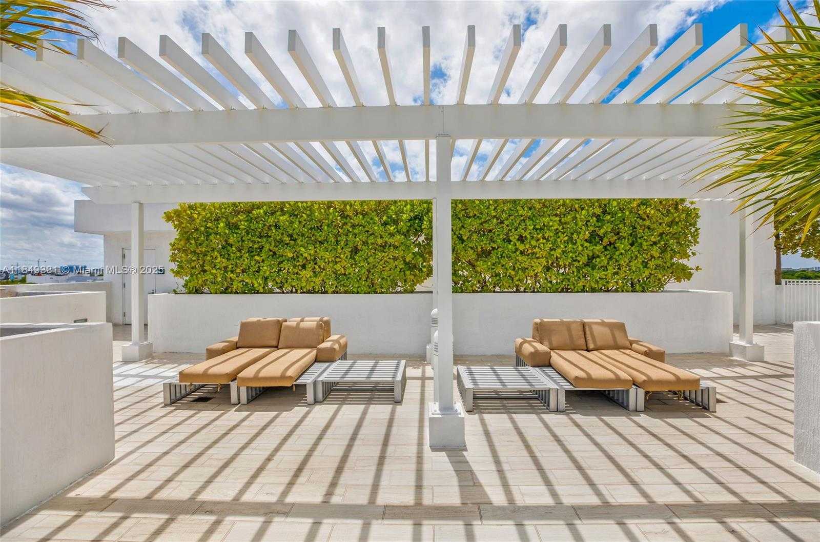 Small Image of 4250 BISCAYNE BLVD #1015, Miami Number 6