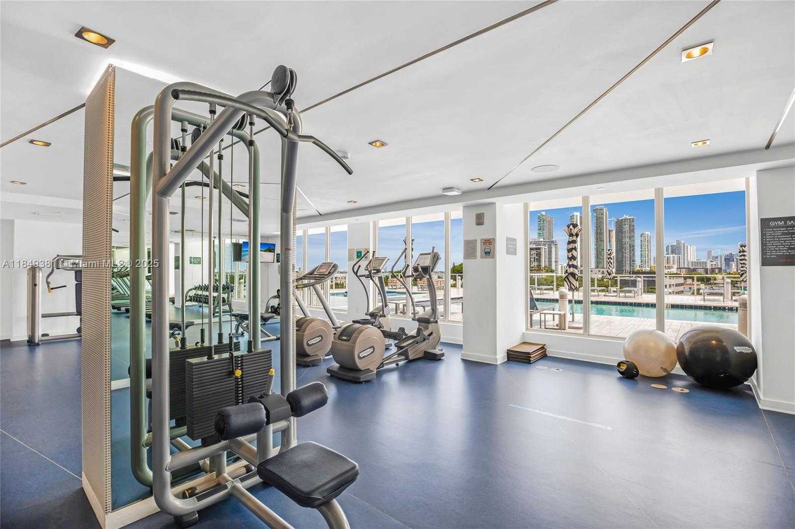 Small Image of 4250 BISCAYNE BLVD #1015, Miami Number 8