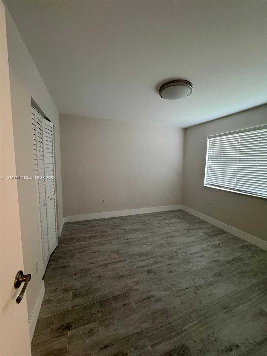 Small Image of 9935 NORTH WEST 46TH ST #108-7, Doral Number 15