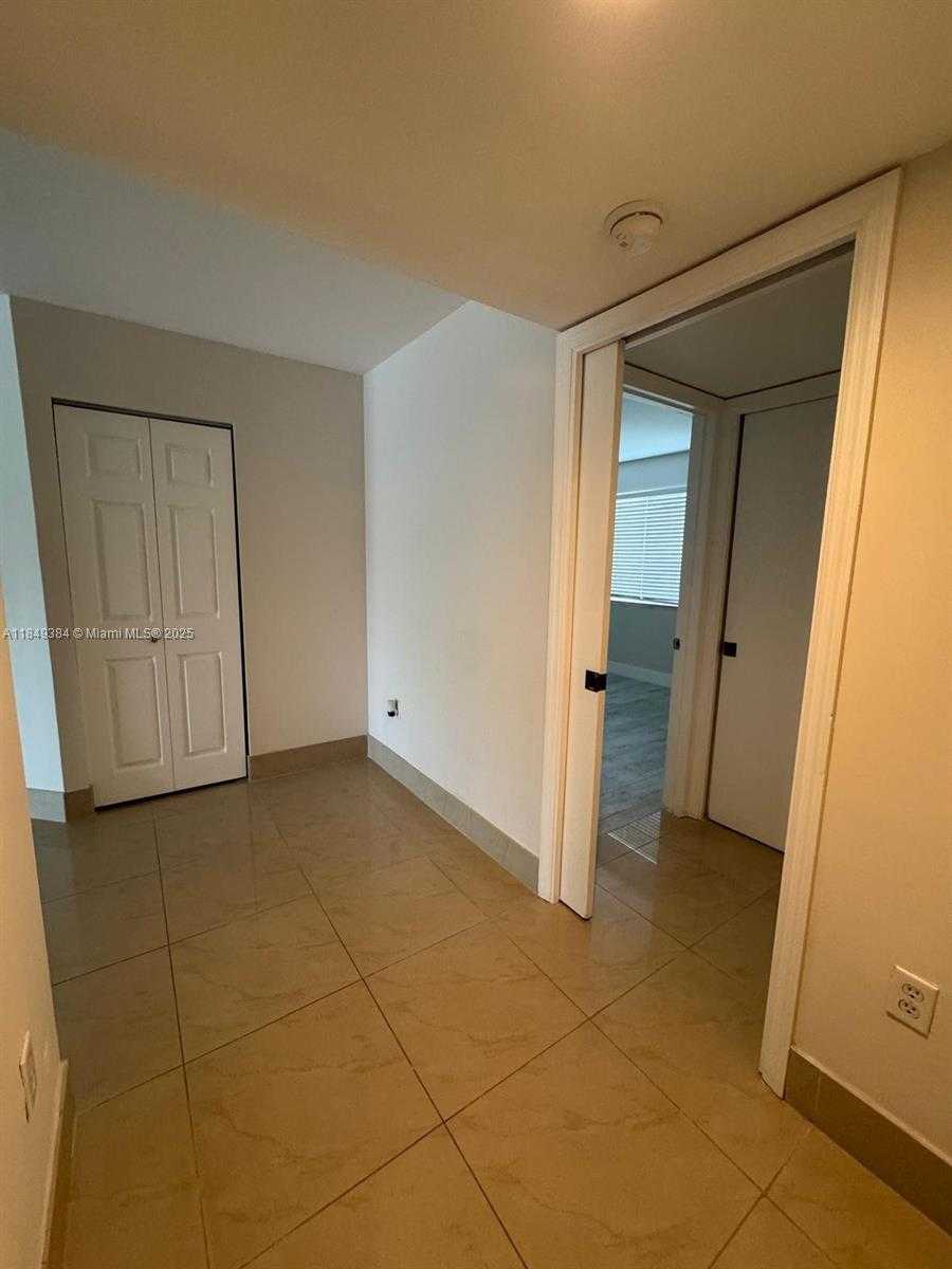 Small Image of 9935 NORTH WEST 46TH ST #108-7, Doral Number 18