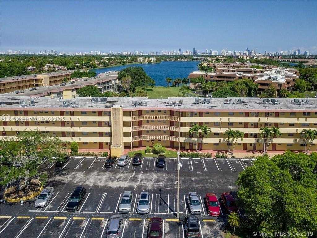 Small Image of 443 NORTH EAST 195TH ST #137, Miami Number 20
