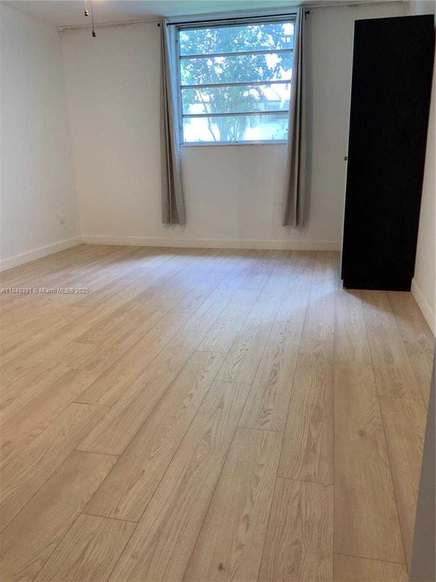 Small Image of 443 NORTH EAST 195TH ST #137, Miami Number 6