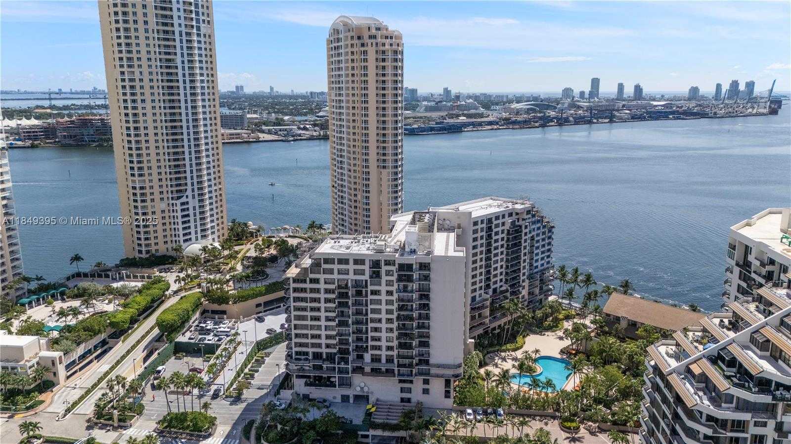 Small Image of 540 BRICKELL KEY DR #702, Miami Number 24