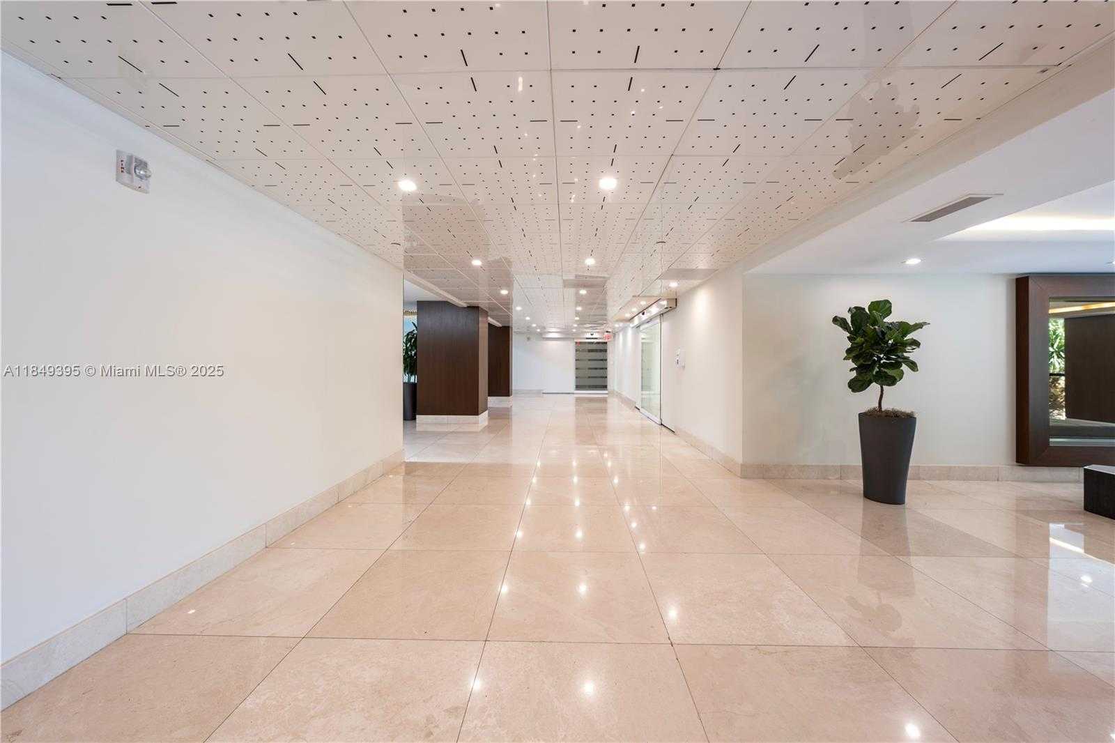 Small Image of 540 BRICKELL KEY DR #702, Miami Number 27