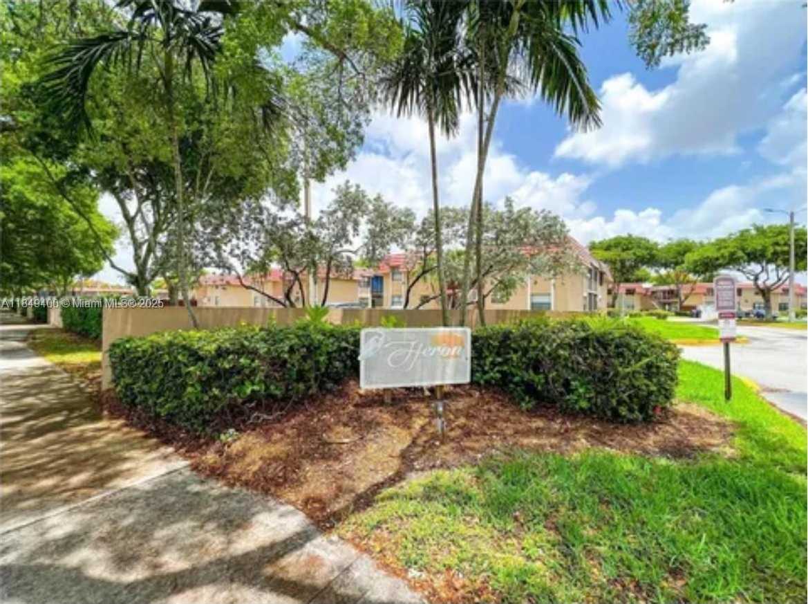 Small Image of 14863 SOUTH WEST 104TH ST #27-13, Miami Number 2