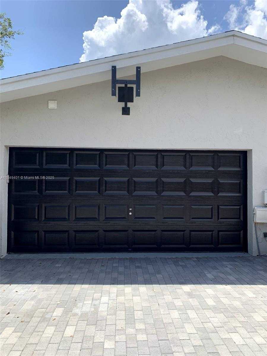 Small Image of 16420 SOUTH WEST 80TH AVE, Palmetto Bay Number 14