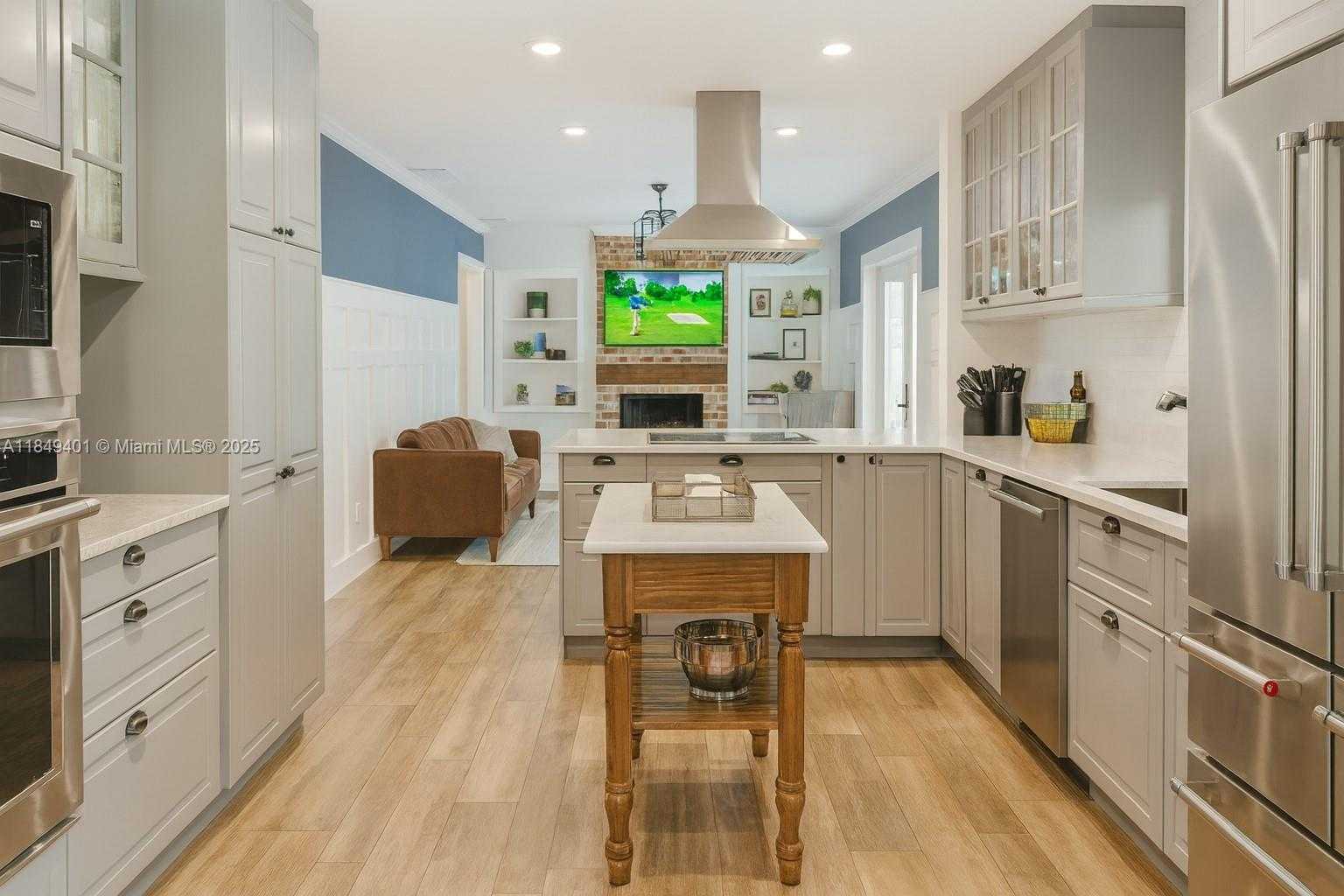 Small Image of 16420 SOUTH WEST 80TH AVE, Palmetto Bay Number 4
