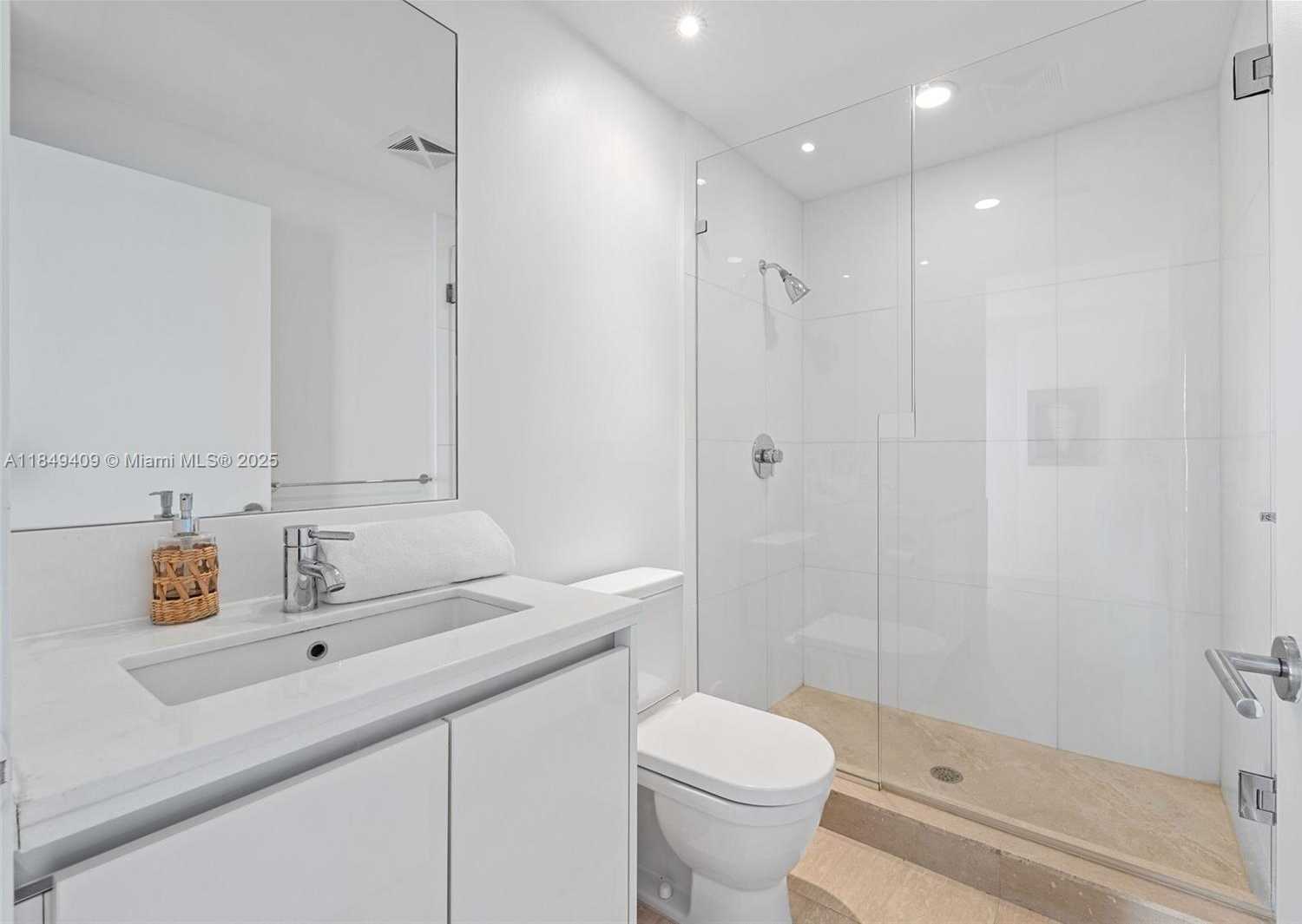 Small Image of 1445 16TH ST #602, Miami Beach Number 18