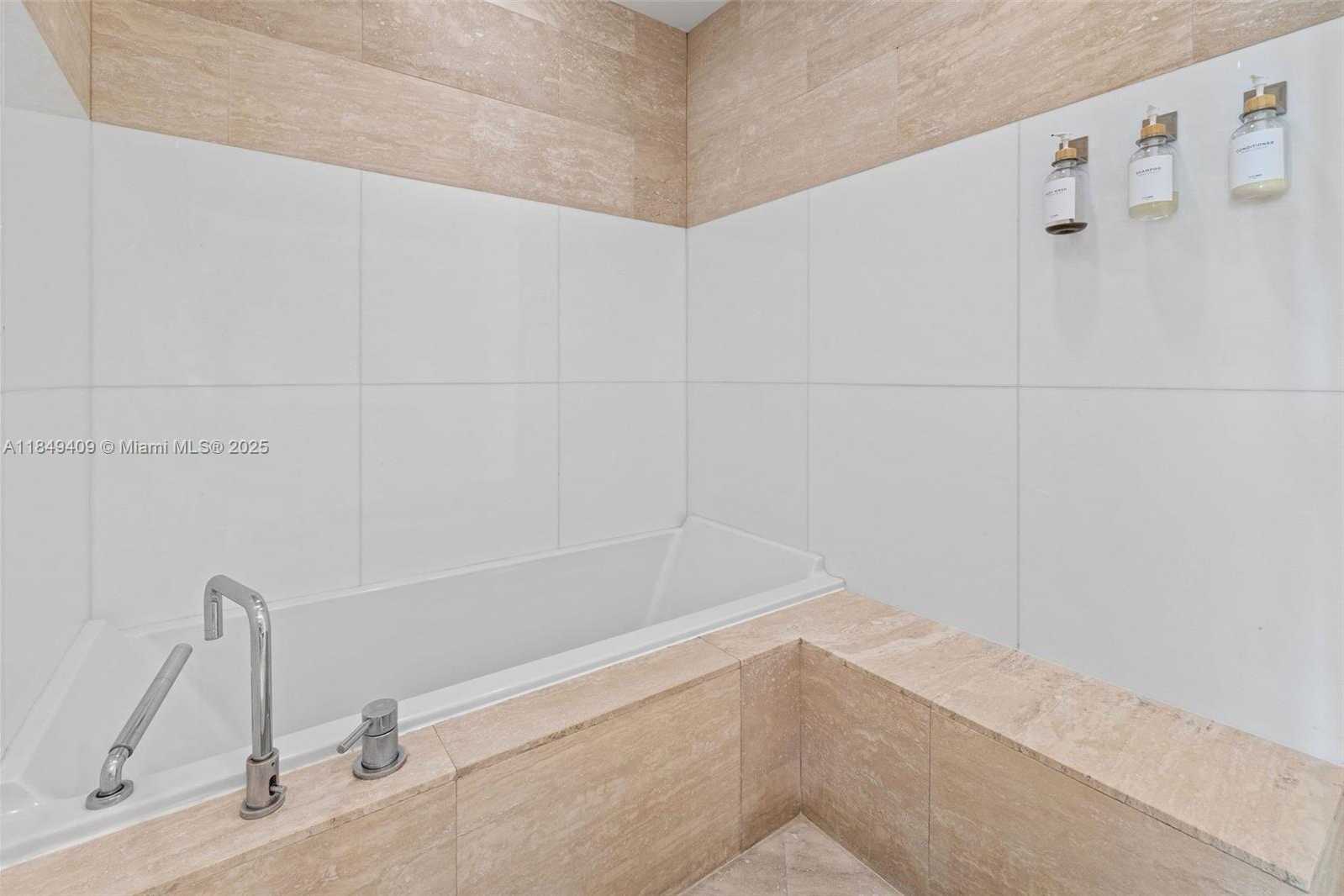 Small Image of 1445 16TH ST #602, Miami Beach Number 31