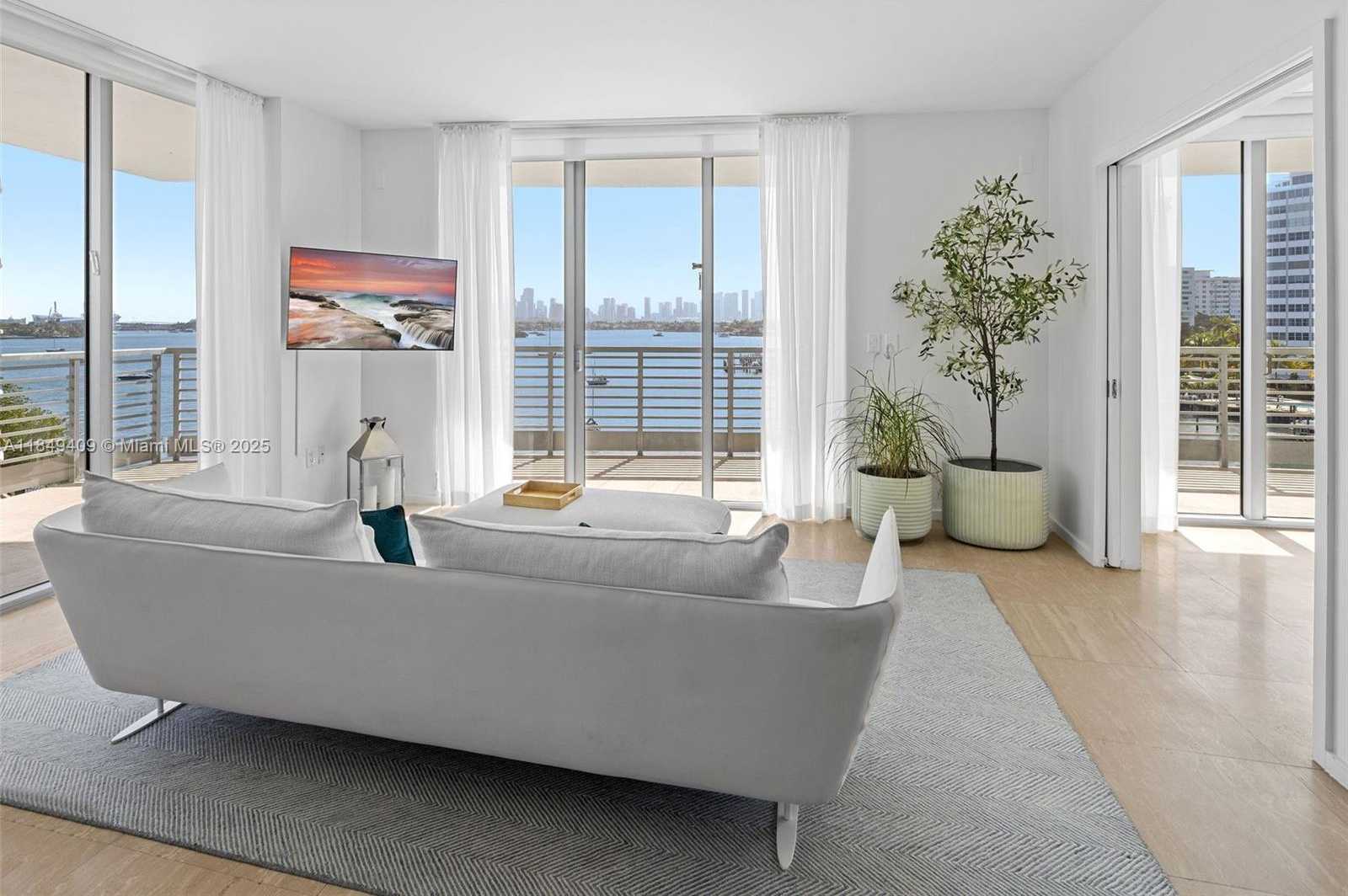 Small Image of 1445 16TH ST #602, Miami Beach Number 4