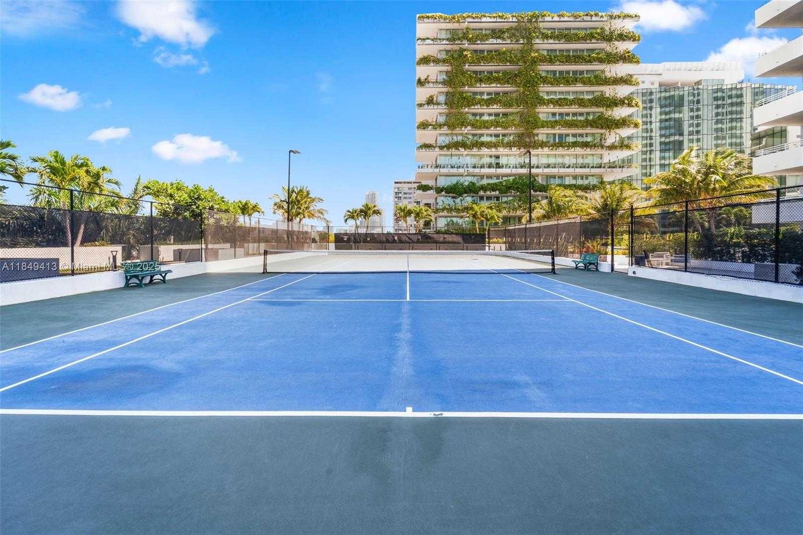 Small Image of 1330 WEST AVE #2501, Miami Beach Number 18