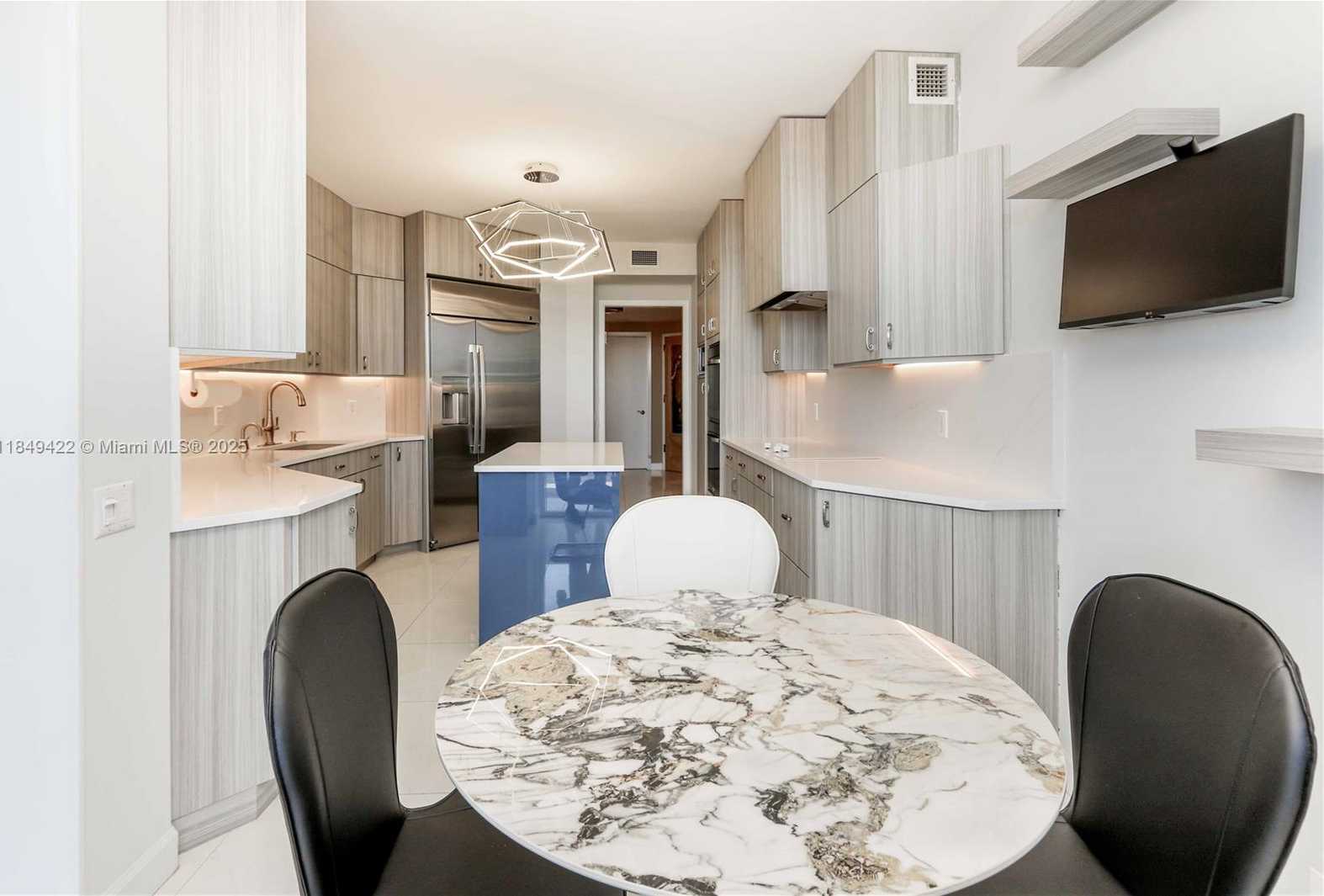 Small Image of 3801 NORTH EAST 207TH ST #704, Aventura Number 8
