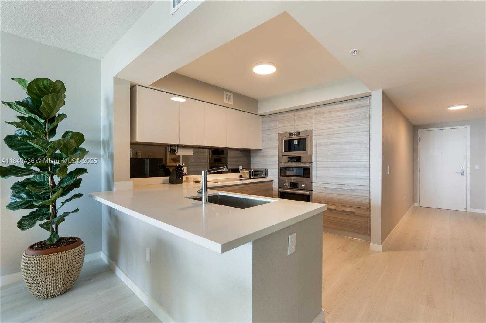 Small Image of 330 SUNNY ISLES BLVD #5-1404, Sunny Isles Beach Number 12