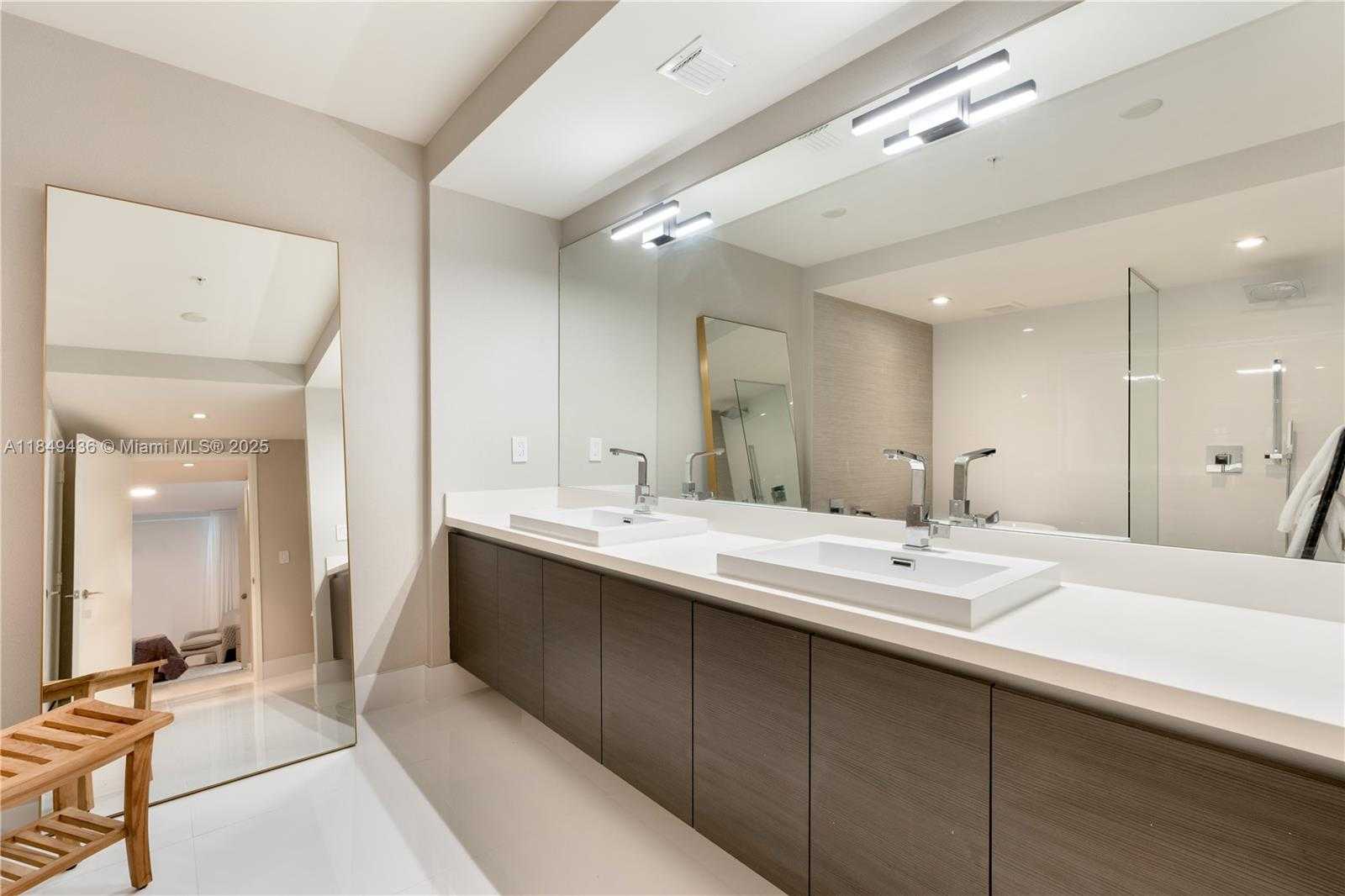 Small Image of 330 SUNNY ISLES BLVD #5-1404, Sunny Isles Beach Number 19