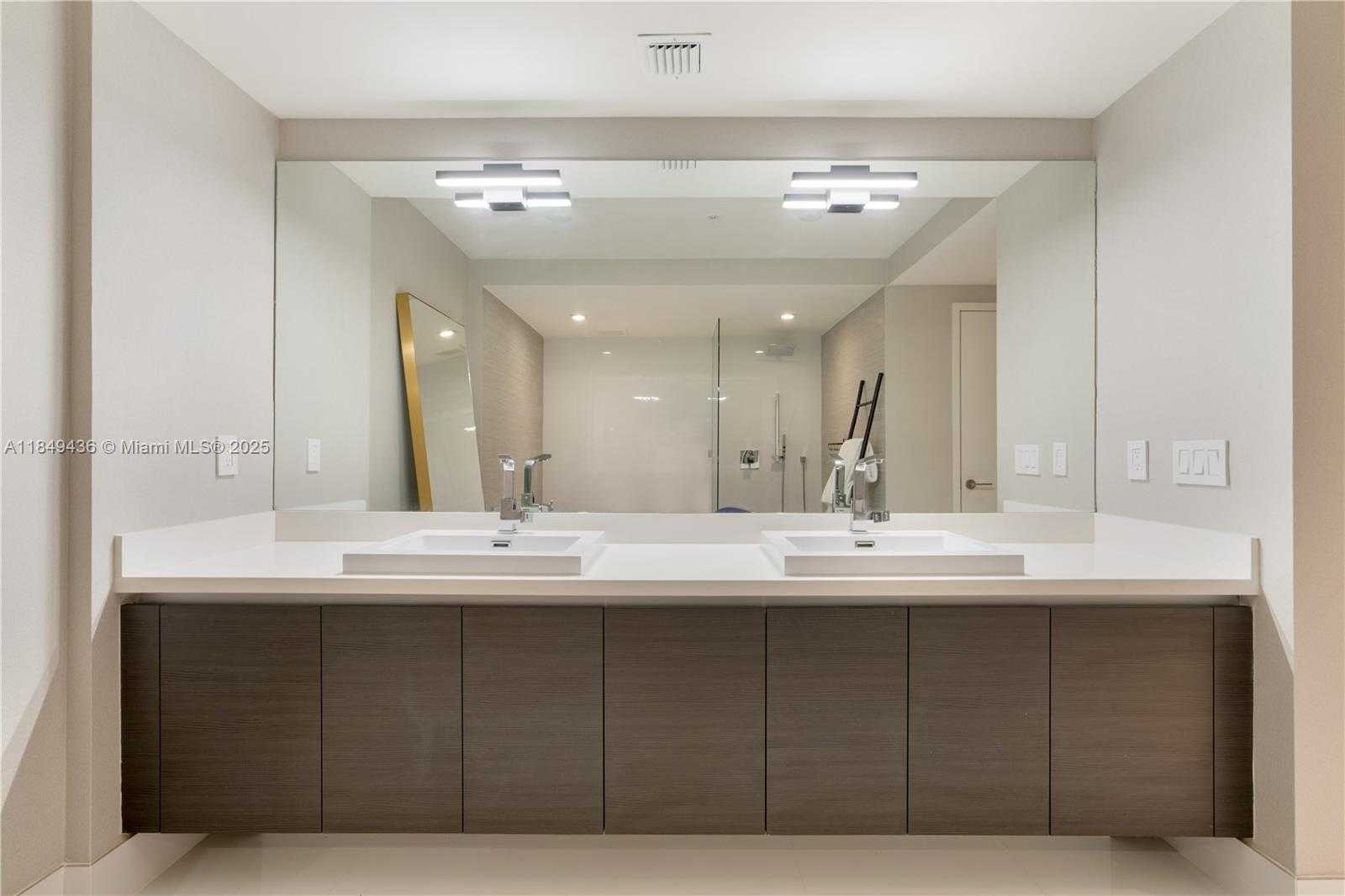 Small Image of 330 SUNNY ISLES BLVD #5-1404, Sunny Isles Beach Number 20